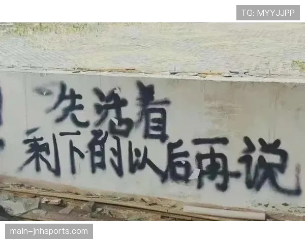 任子威随手一条生活照,就把我这辈子打工人的苦日子拍成了预告片 任子威随手一条生活照,就把我这辈子打工人的苦日子拍成了预告片