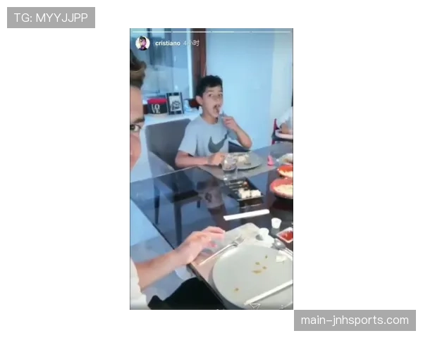 袁悦家的晚餐比我一个月工资还豪华，真是隔着屏幕都能感受到压力了